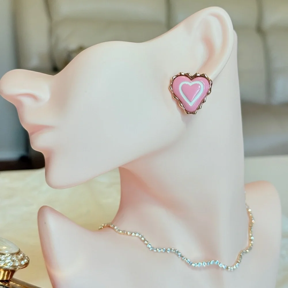 ⚜️ Loveé Pink Heart Earrings